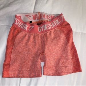 GYMSHARK SHORTS